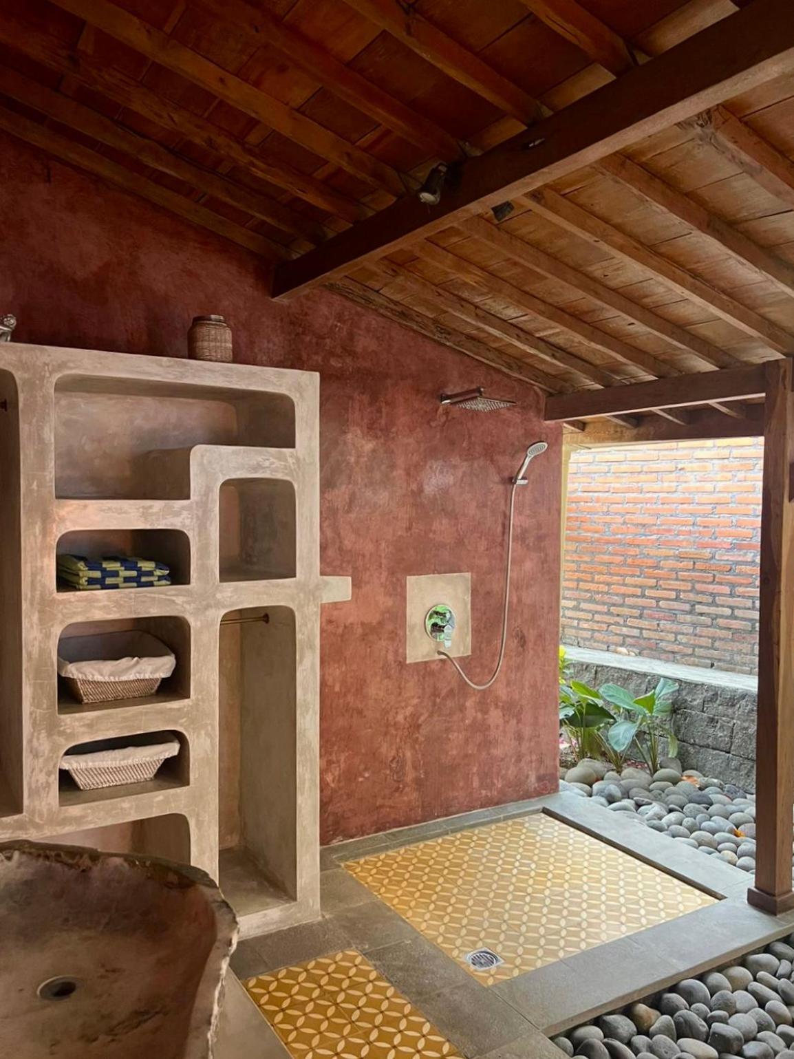 Guesthouse Mooz Canggu  Exterior photo